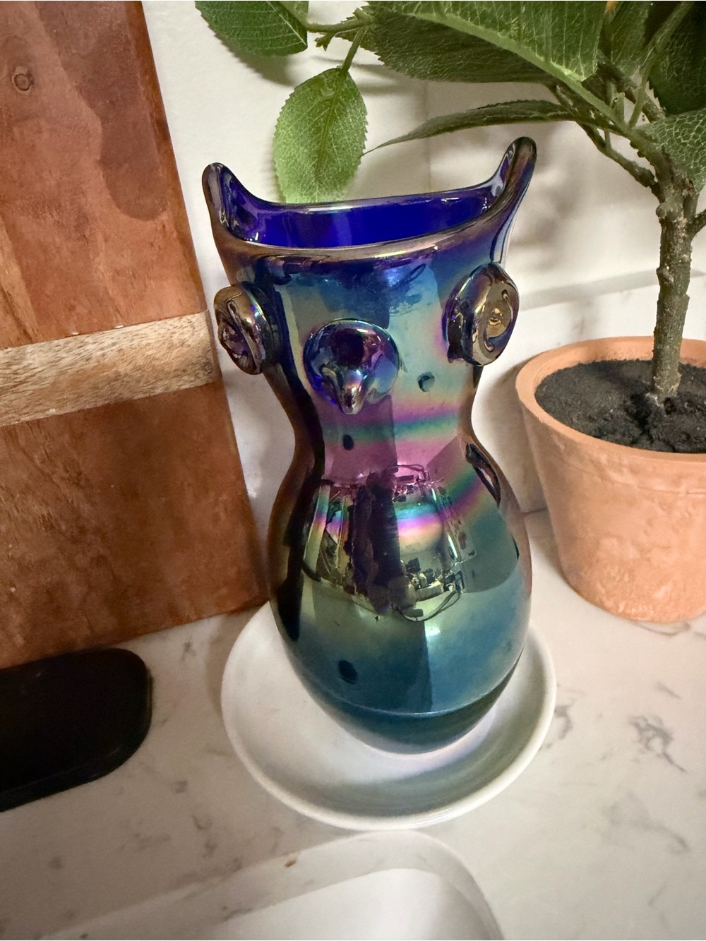 Vintage 1972 Signed Gibson Art Glass Cobalt Blue Carnival Glass Owl Vase